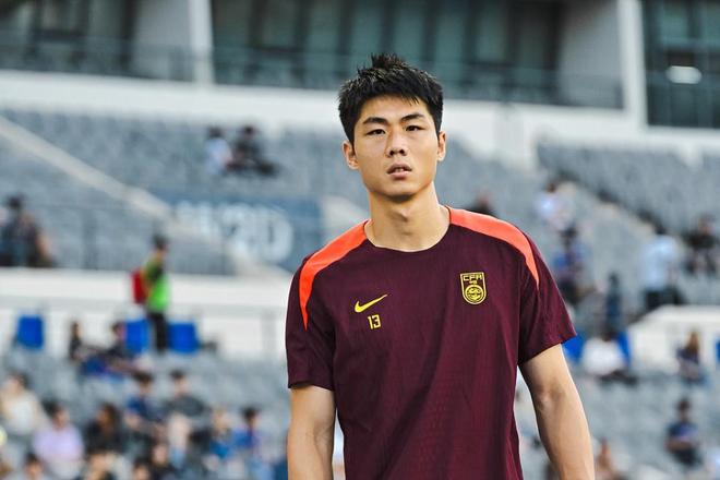 中国男足出征澳大利亚名单调整 塞尔吉尼奥和魏