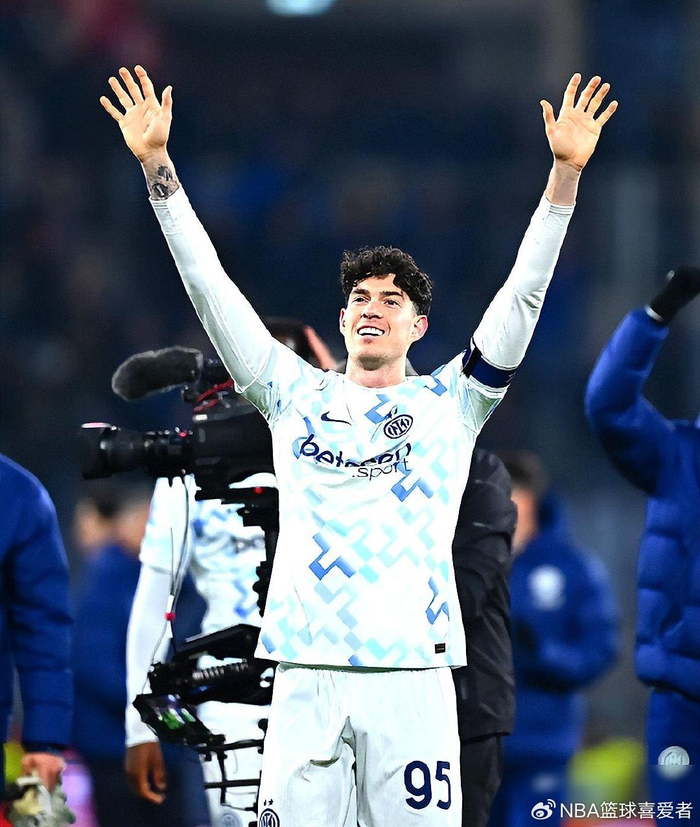 国际米兰逆转科莫两连胜 小图拉姆复出助球队复