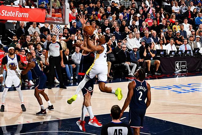 勇士逆转快船晋级季后赛附加赛次轮 梅尔顿表现